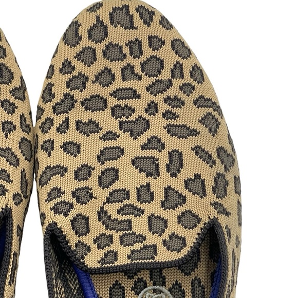 Rothy’s The Almond Loafer In Small Leopard Print Knit Flat Size 9. - Picture 4 of 13